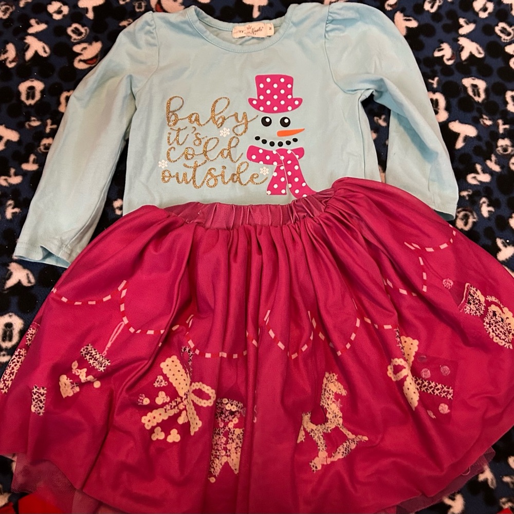 Marie Nicole Clothing Girls Size M(3 years) 2piece Pink and Blue Snowman outfit